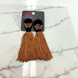 🐣Brown paparazzi tassel earrings